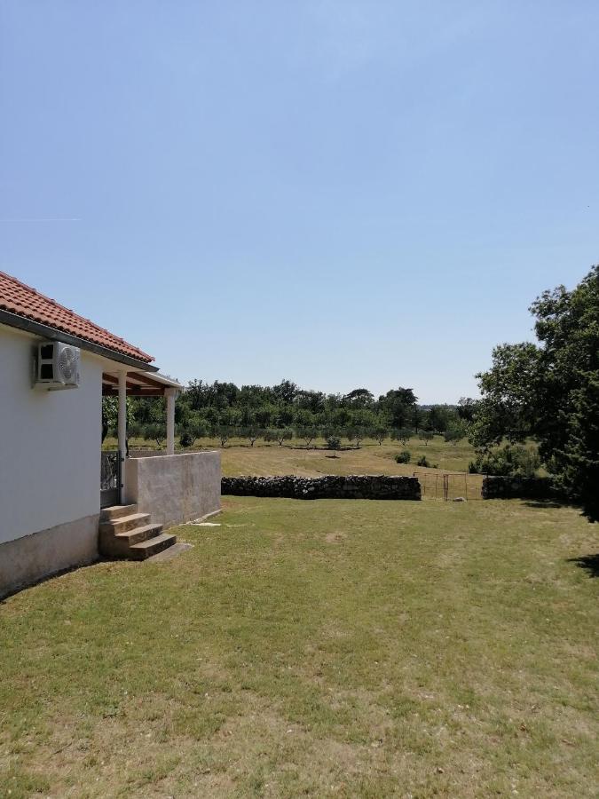 Holiday House Tunjarice Obrovac Exterior foto