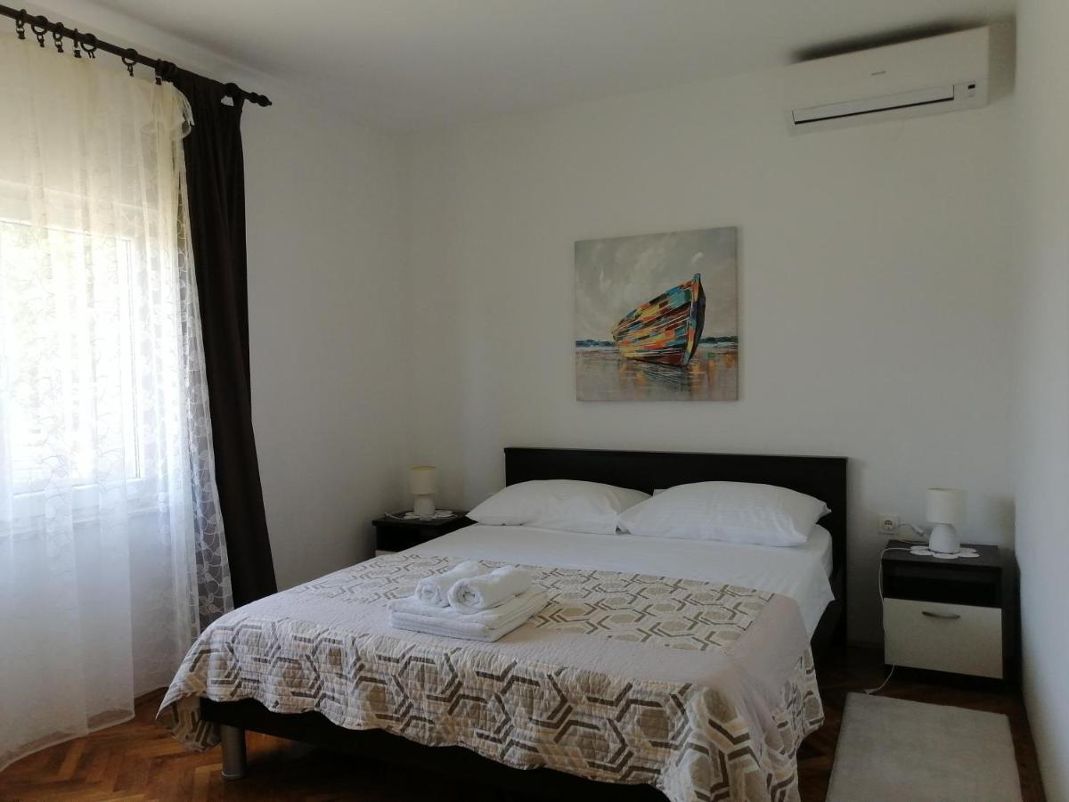 Holiday House Tunjarice Obrovac Exterior foto