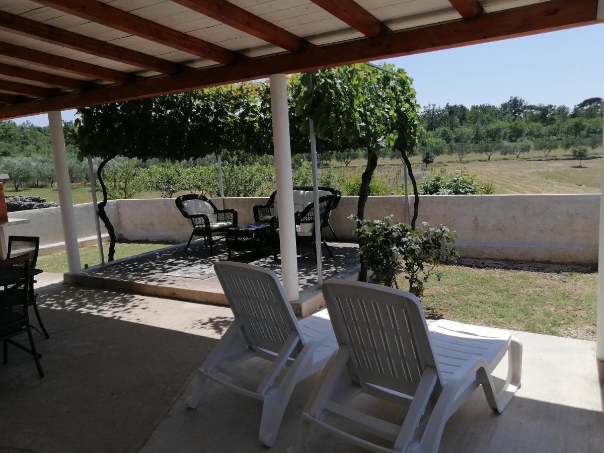 Holiday House Tunjarice Obrovac Exterior foto
