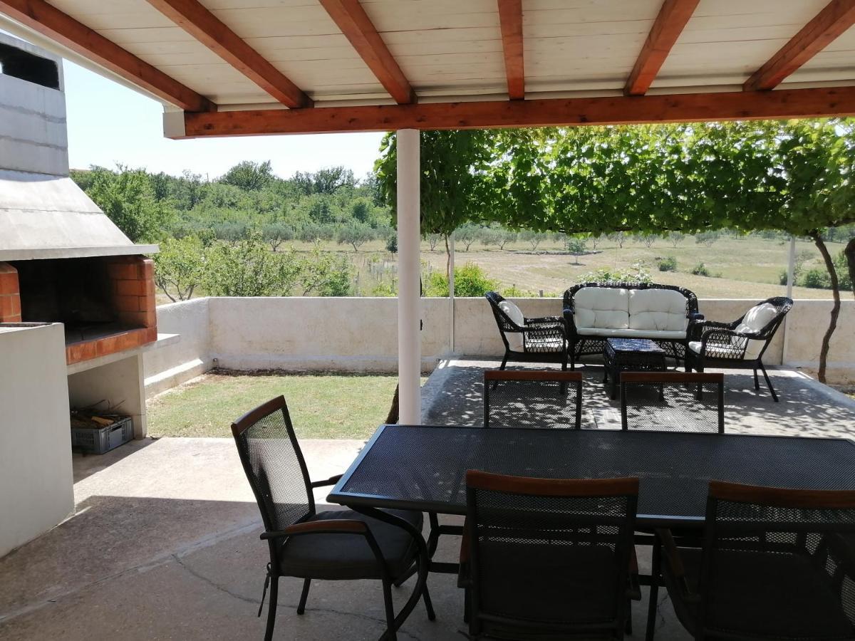 Holiday House Tunjarice Obrovac Exterior foto